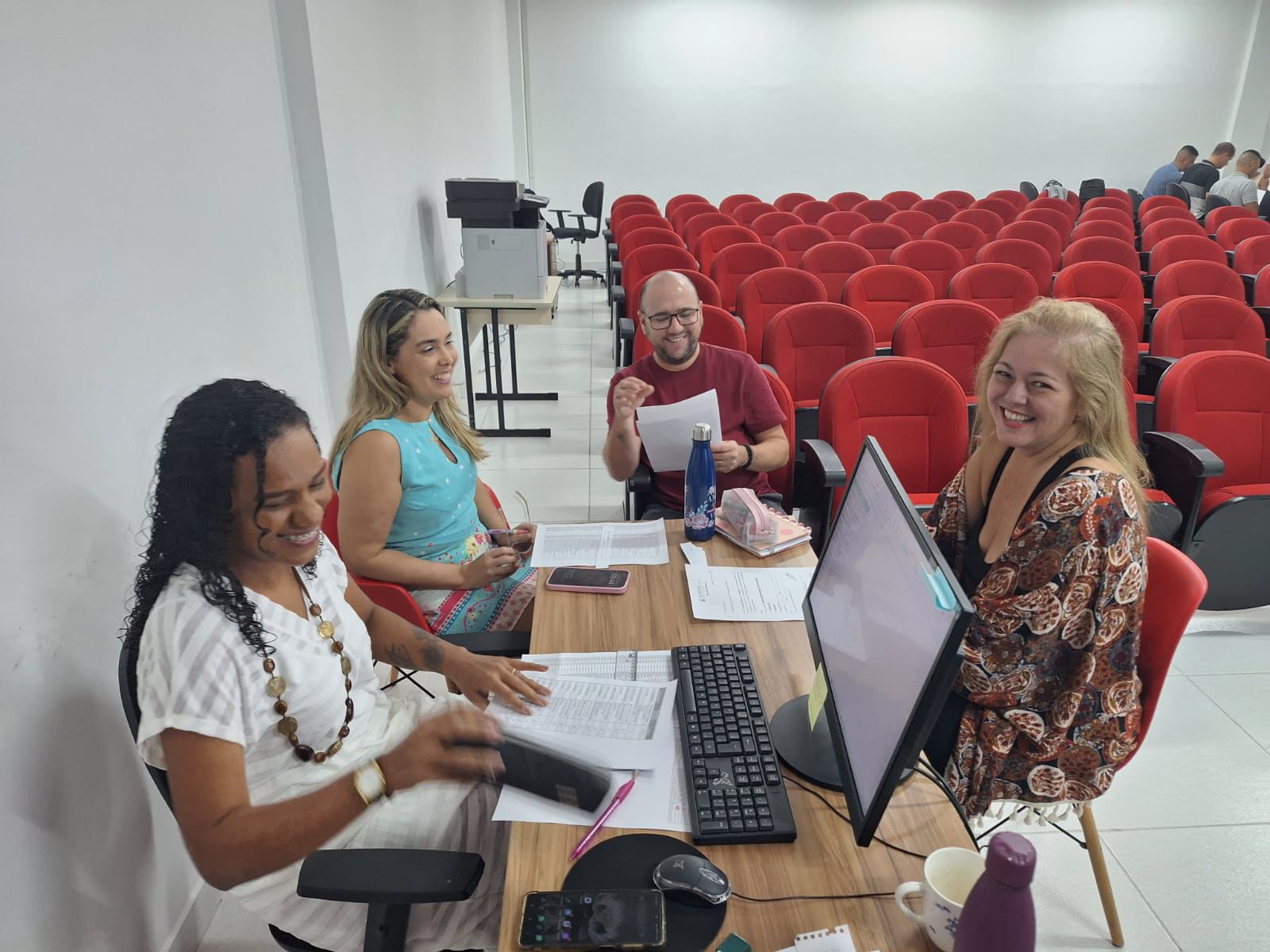 Novos Servidores Da Rede Tomam Posse Na Secretaria Municipal De