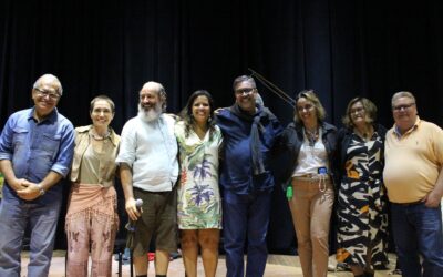 Peça sobre Paulo Freire conta com pais, alunos e funcionários da Rede Municipal de Niterói