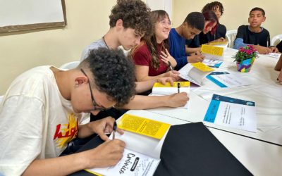 Estudantes da Rede Municipal de Educação de Niterói lançam livro de crônicas